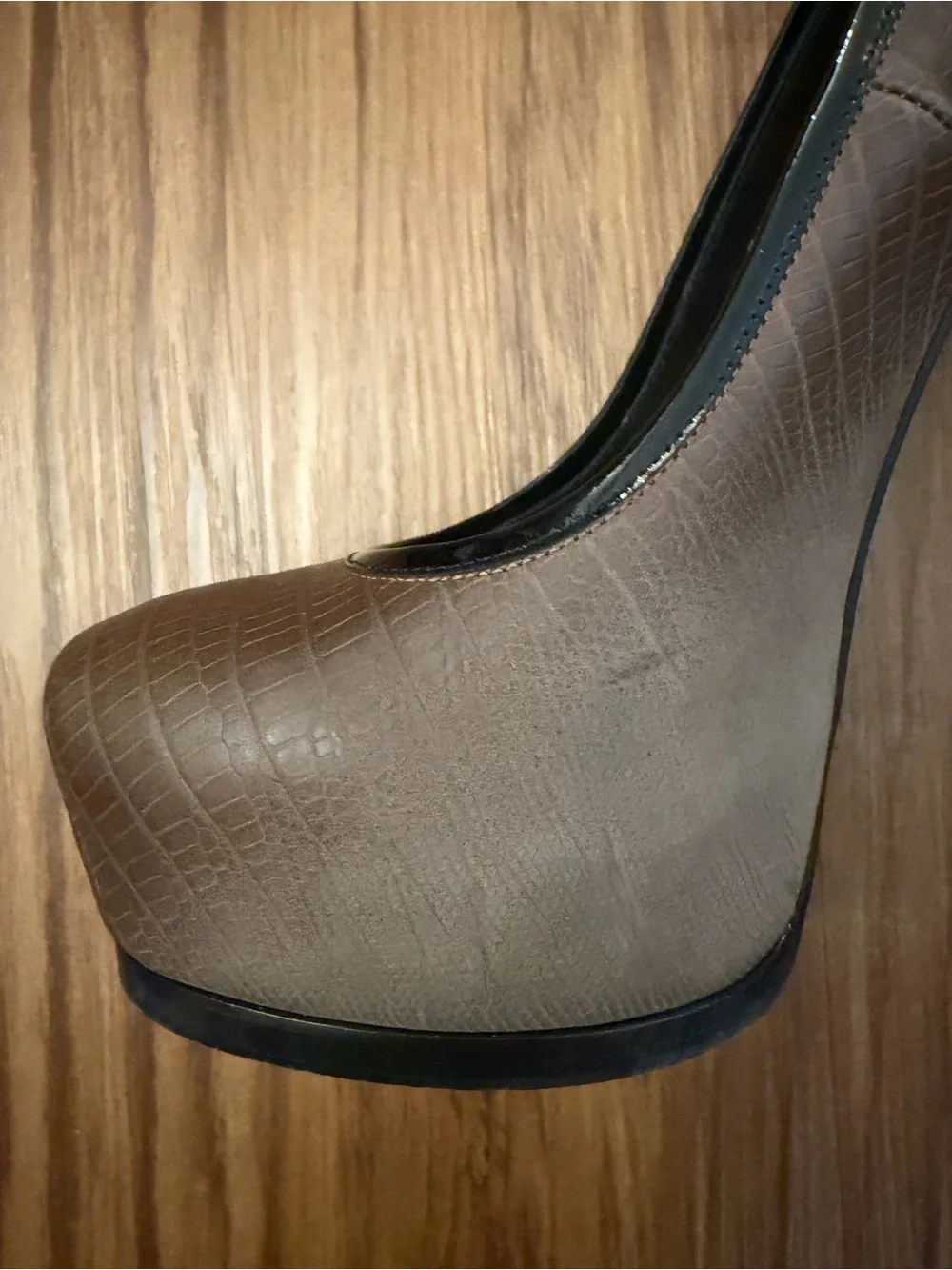 YSL Saint Laurent Brown Croc-Embossed Leather Platform Tribtoo Pumps 38 - Picture 10 of 10